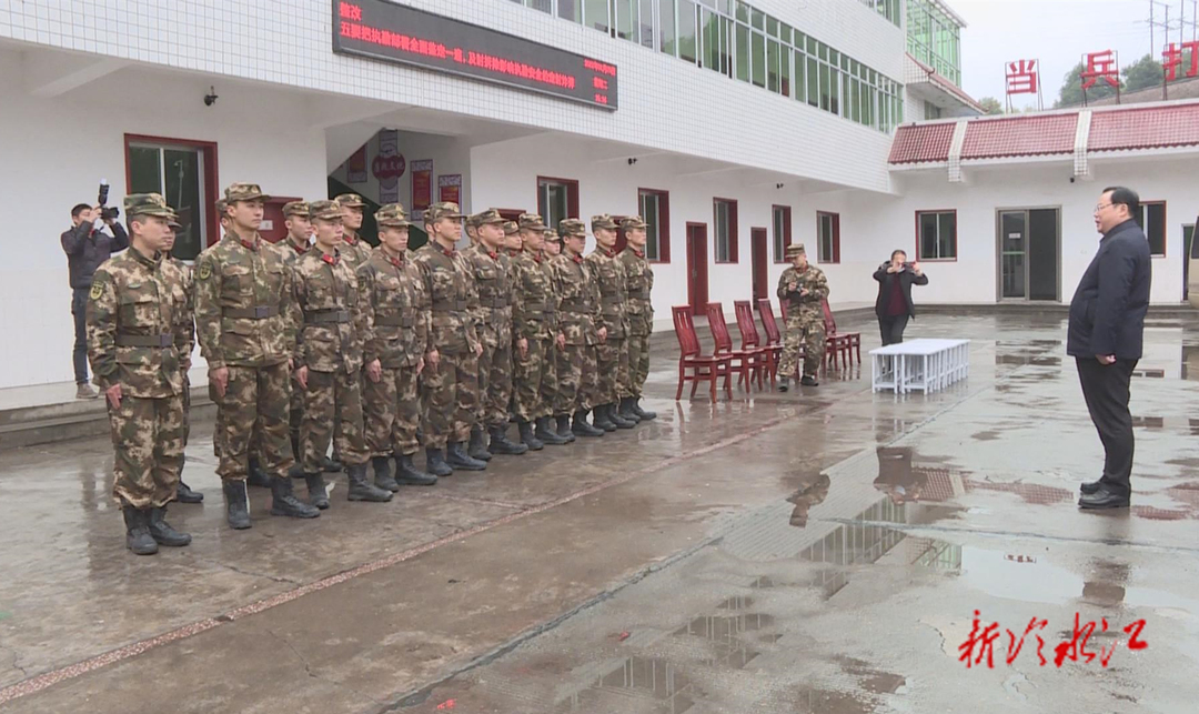 情暖銻都 | 冷水江市領(lǐng)導(dǎo)集中走訪慰問駐軍單位