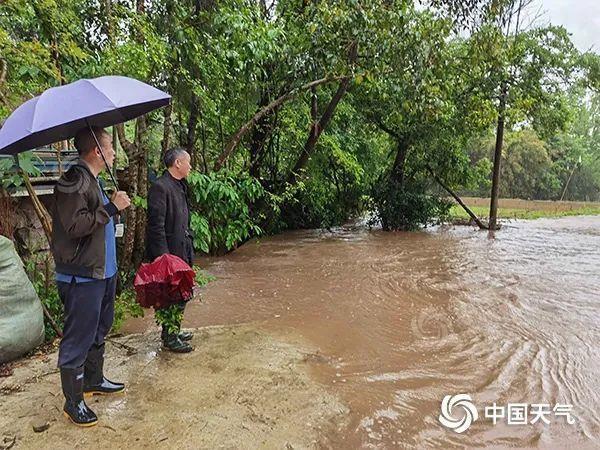 新一輪大范圍強(qiáng)降雨來(lái)襲！局地雨量或破紀(jì)錄 湖南等地需警惕