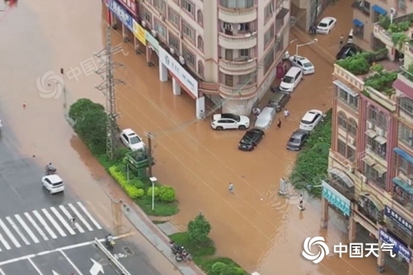 今年來最強(qiáng)高溫天氣過程來襲 華南等地強(qiáng)降雨不斷