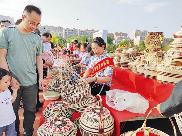 陜西：傳統(tǒng)手工藝再創(chuàng)造 為鄉(xiāng)村振興注活力