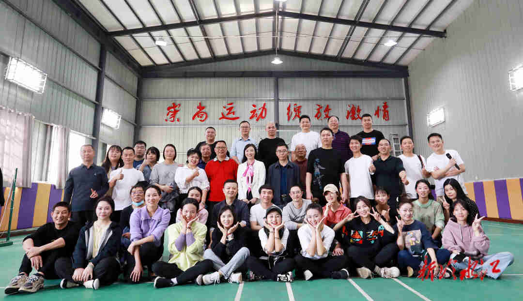 慶祝第二十三個中國記者節 市融媒體中心舉行趣味運動會