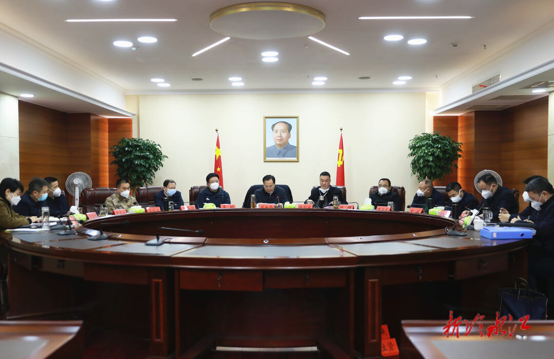 冷水江市委理论学习中心组2023年第一次集中学习会议召开