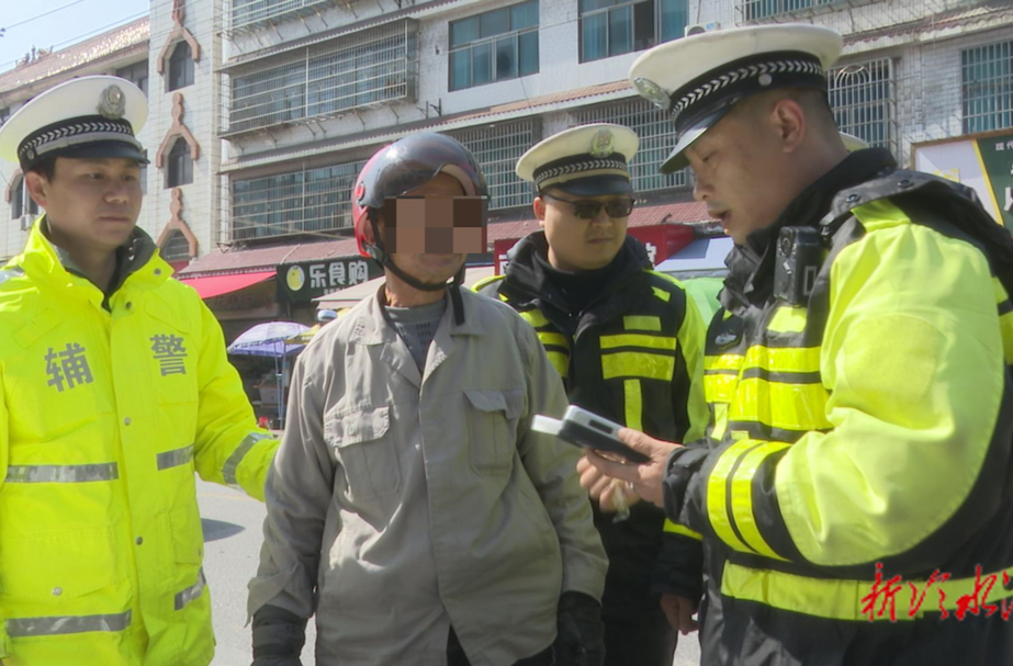 政法在線 | 冷水江市公安局交警大隊開展酒駕醉駕整治行動