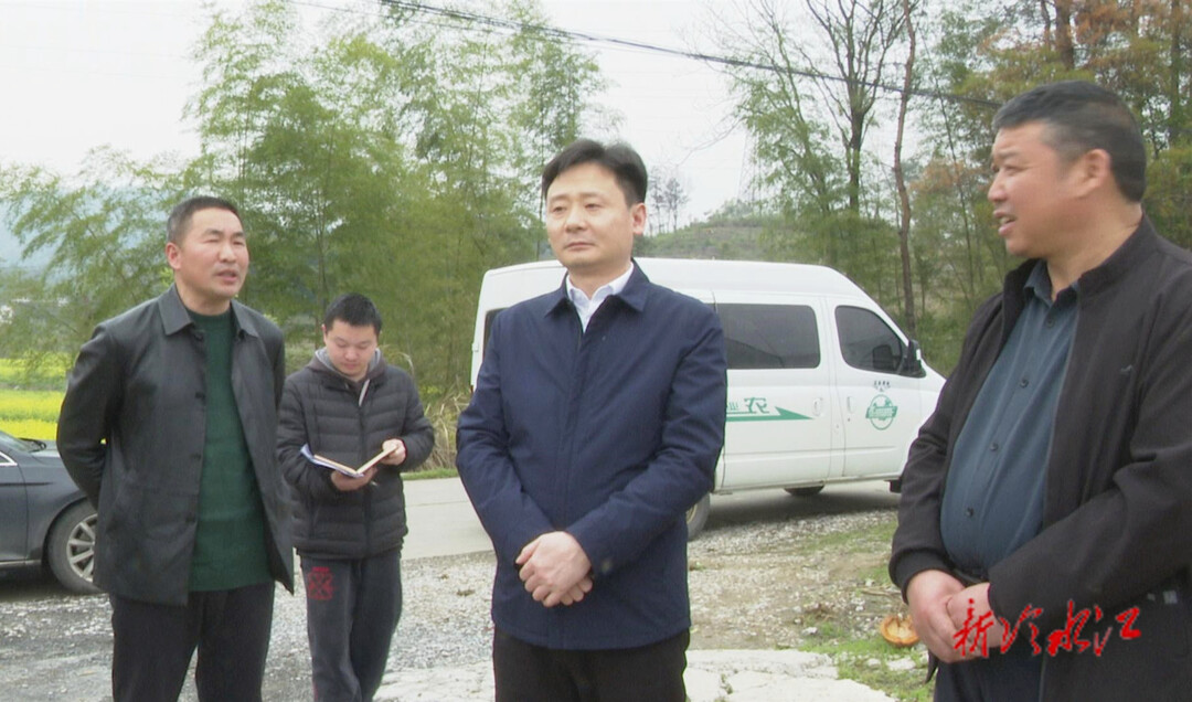 毛东红调研粮食生产千亩示范片等工作