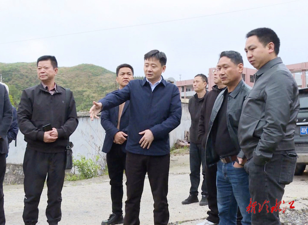 毛东红调研水利项目建设工作