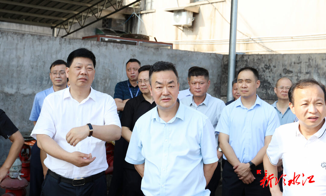 走基層 找問題 想辦法 促發展  陳創業督查燃氣、?；?、特種設備安全生產工作