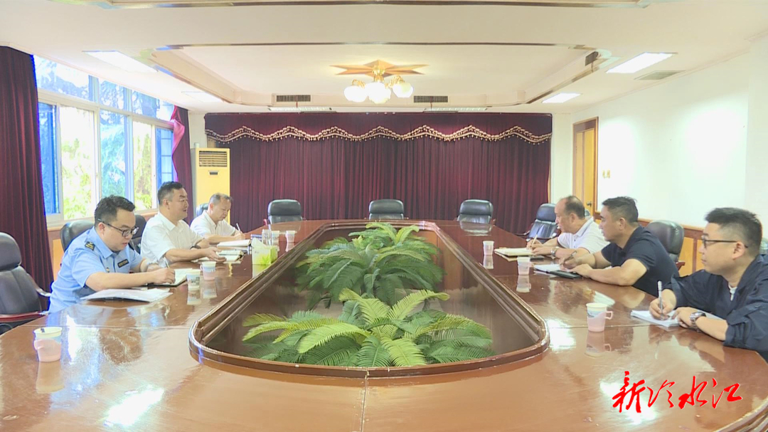 冷水江市政府與冷鋼第一次政企聯席會議召開