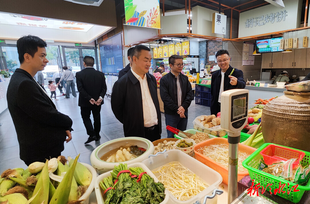 陳創業率隊考察杭州一鴻市場研究咨詢有限公司
