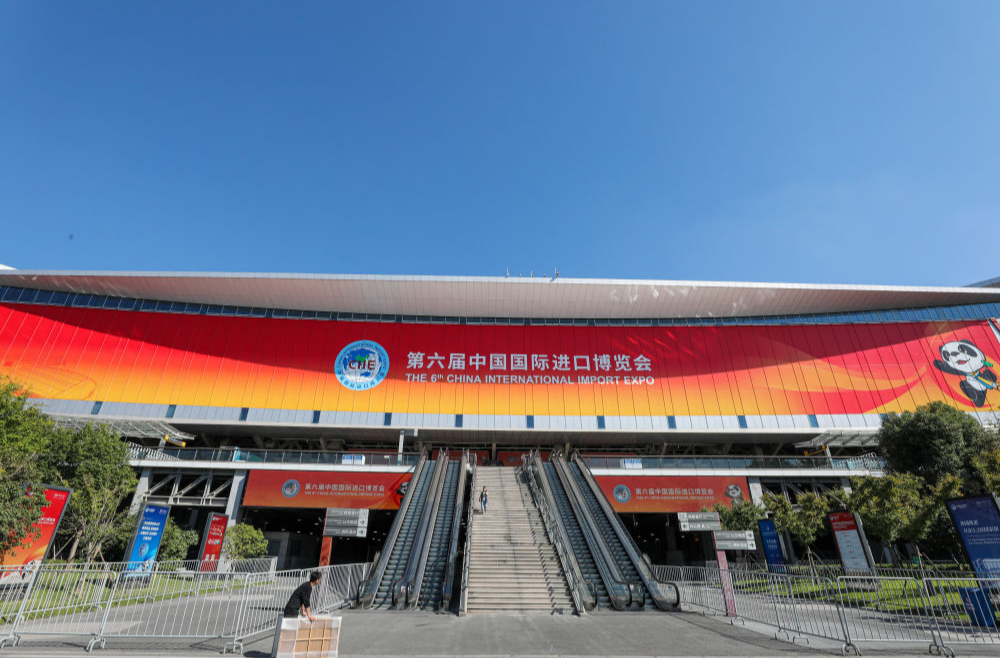 為中美關(guān)系把舵領(lǐng)航 為亞太和世界繁榮注入正能量——寫在習(xí)近平主席即將應(yīng)邀赴美舉行中美領(lǐng)導(dǎo)人會(huì)晤，同時(shí)應(yīng)邀出席亞太經(jīng)合組織第三十次領(lǐng)導(dǎo)人非正式會(huì)議之際