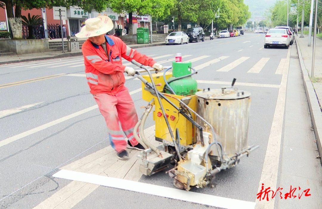 新聞觀察 | 布溪片區(qū)新增機動車位287個  有效緩解“停車難”