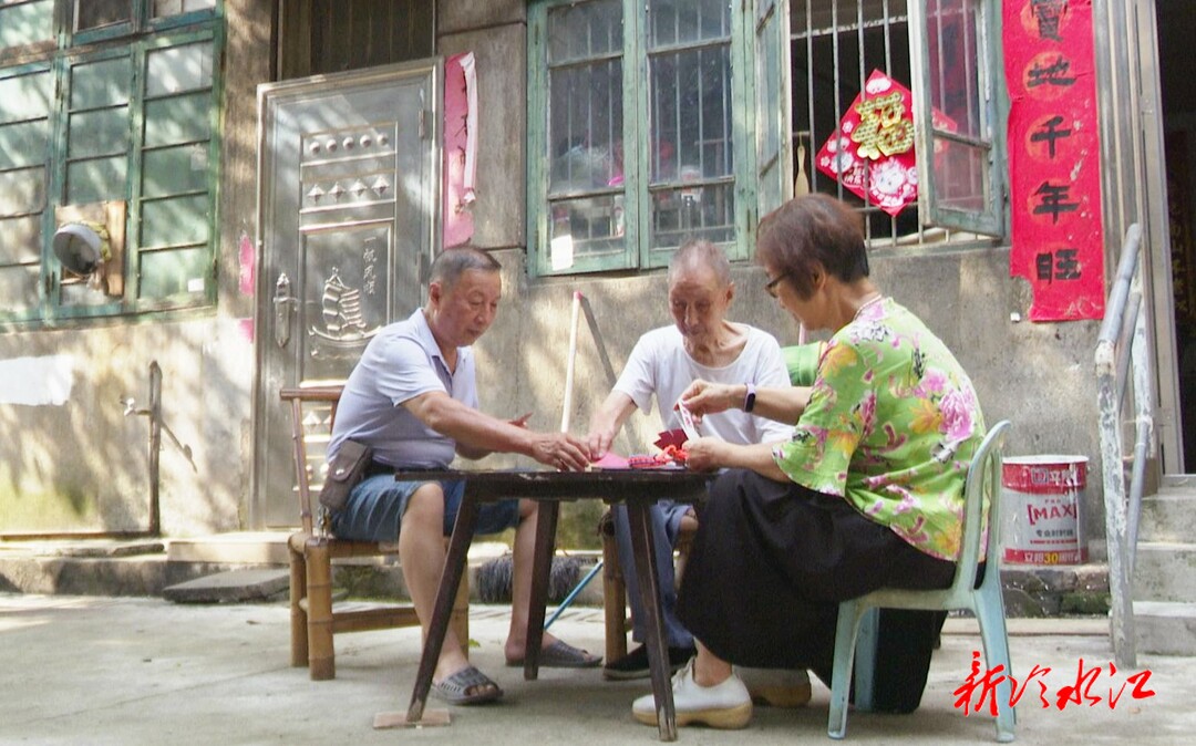 人物故事  百歲老人李次庭：好家風(fēng)成就“夕陽紅”