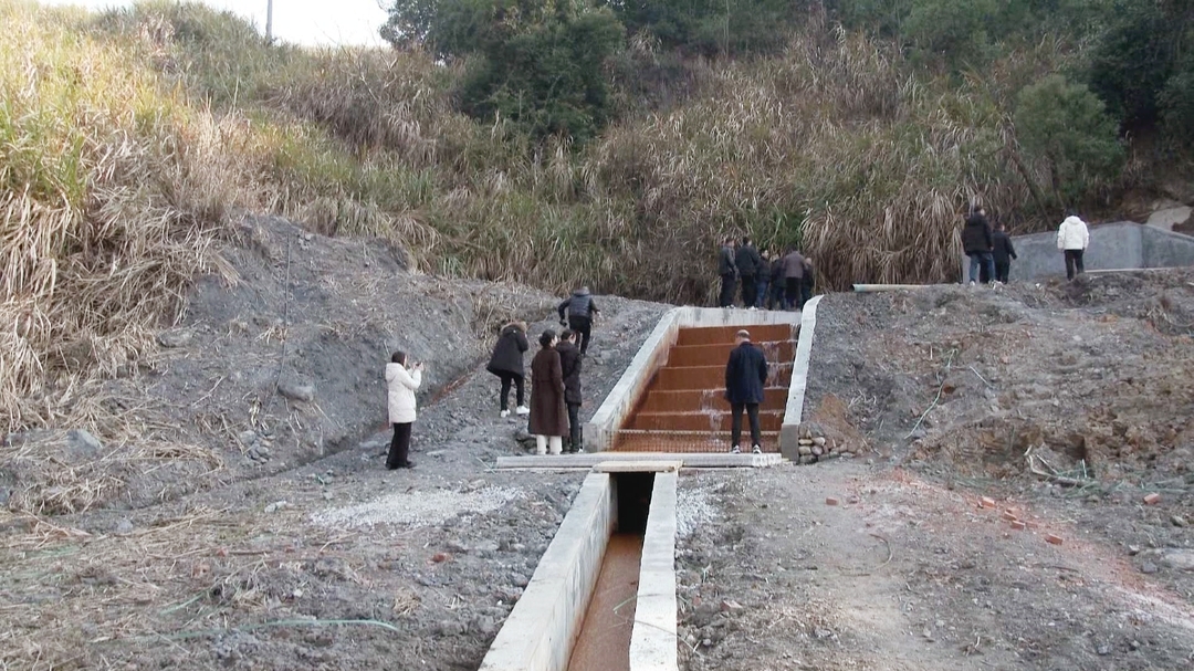 冷水江市涟溪煤矿区地下水污染治理项目顺利通过预验收