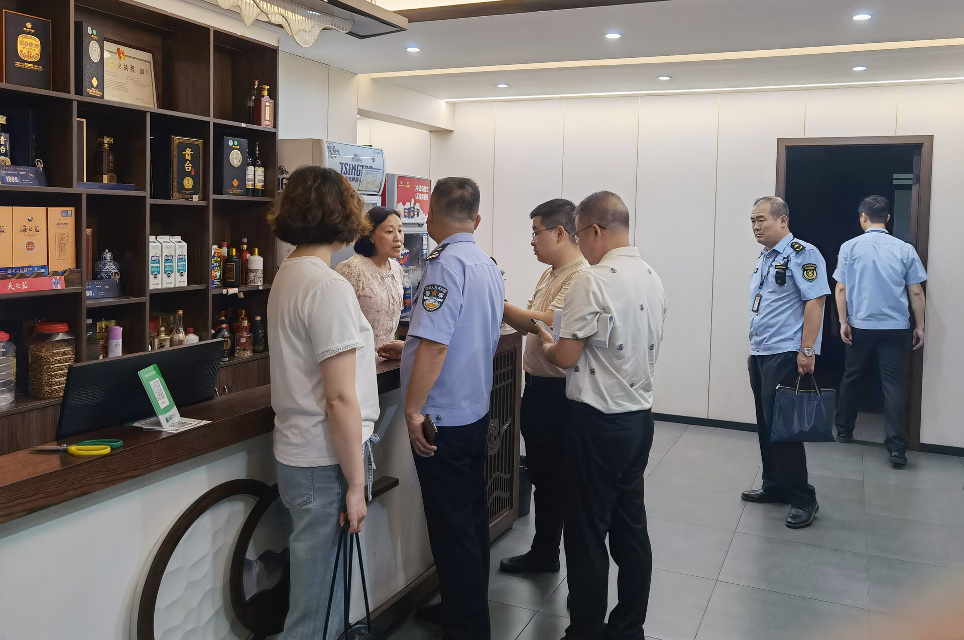 市政協(xié)十一屆五次會(huì)議今天開幕 我市開展“兩會(huì)”場(chǎng)外會(huì)風(fēng)會(huì)紀(jì)專項(xiàng)督查