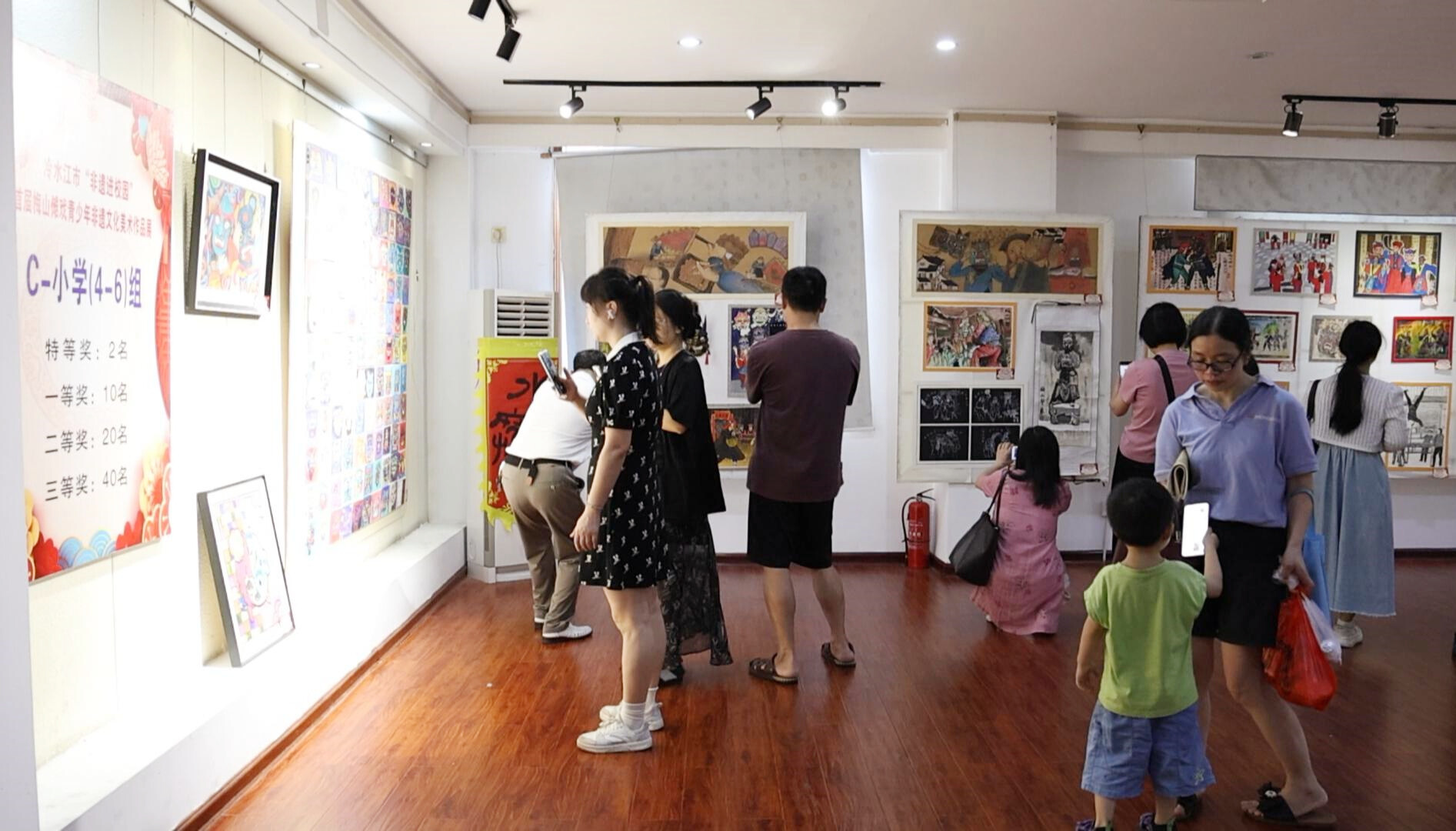 我市首屆青少年非遺美術(shù)展開展