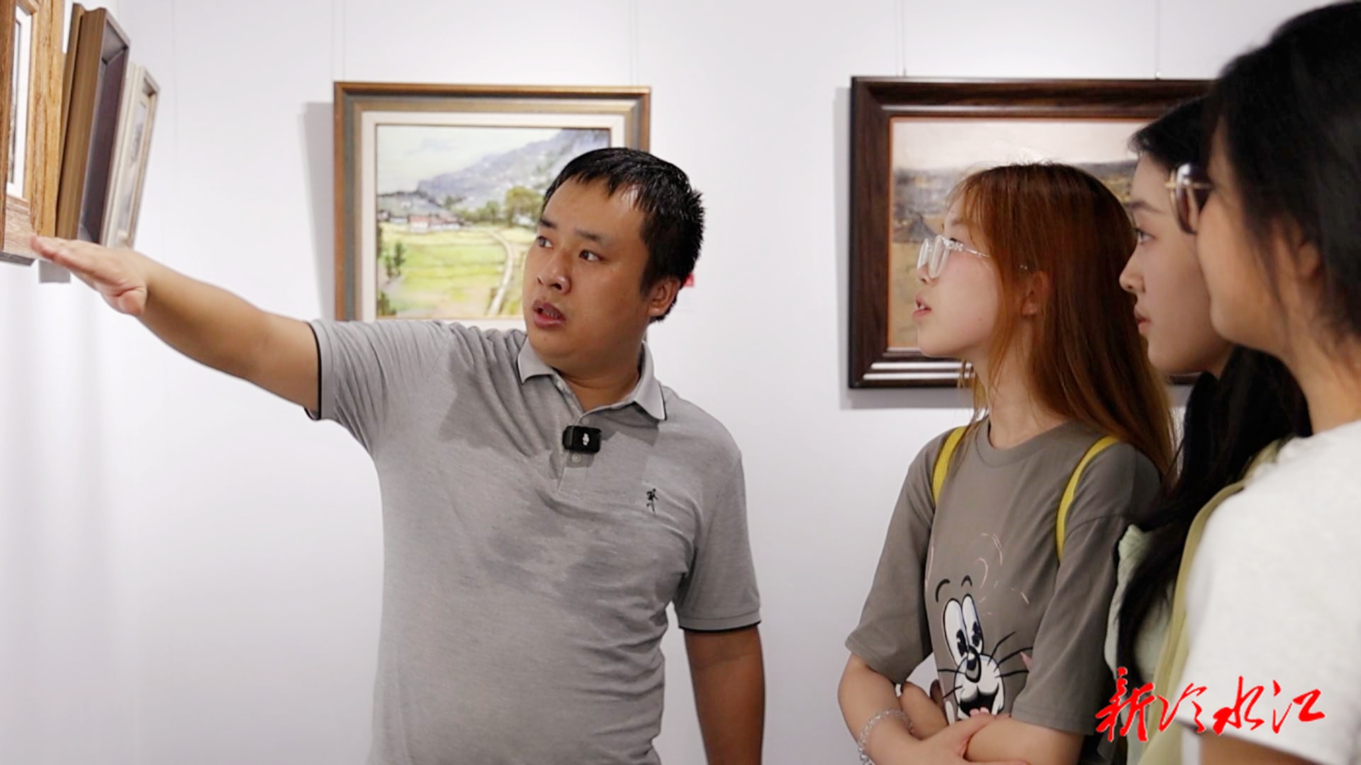 婁底市“富美鄉村”美術作品巡展在冷展出 畫家譚青永：用《春夏秋冬》守護資江的詩意