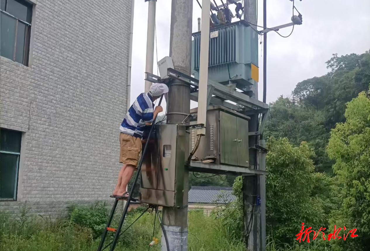 冷水江：搶修應急廣播 恢復預警能力