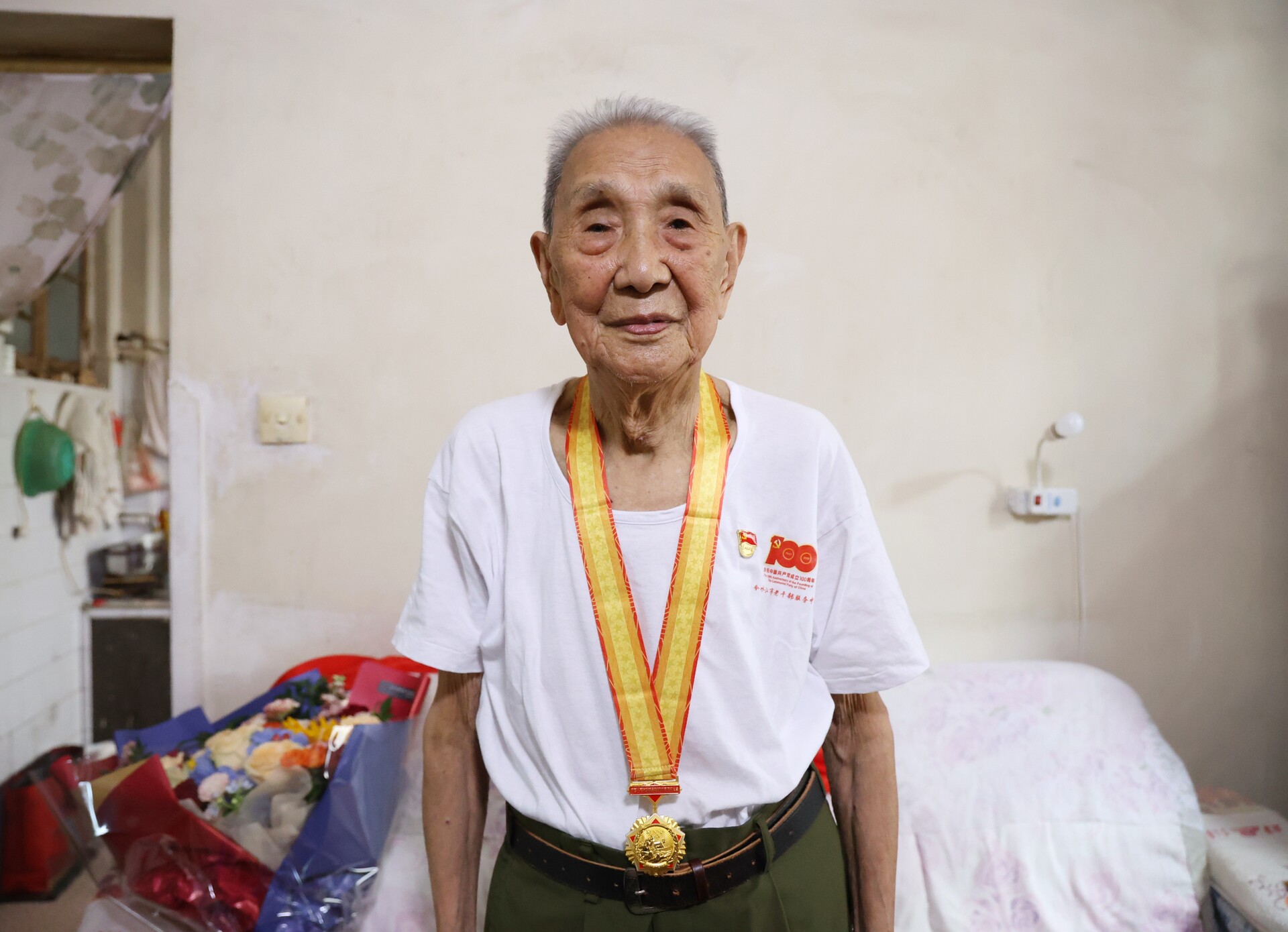 纪念抗战胜利80周年 | 百岁老兵胡文章：电话线就是战场生命线