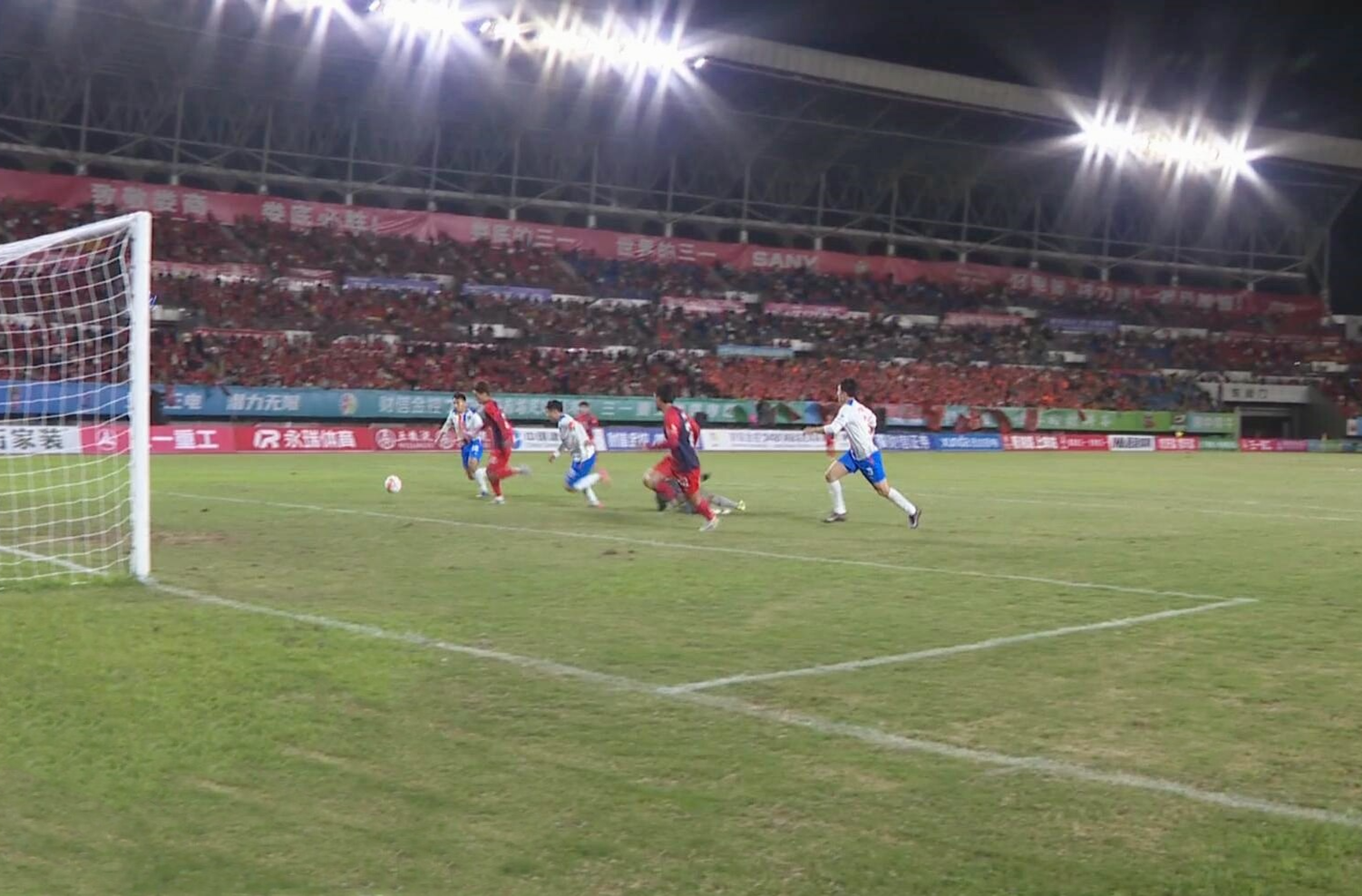 疯狂的“湘超” | 娄底1：1益阳 握手言和