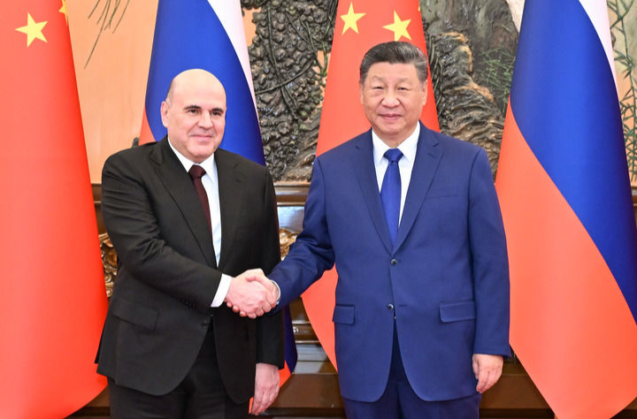 习近平会见俄罗斯总理米舒斯京