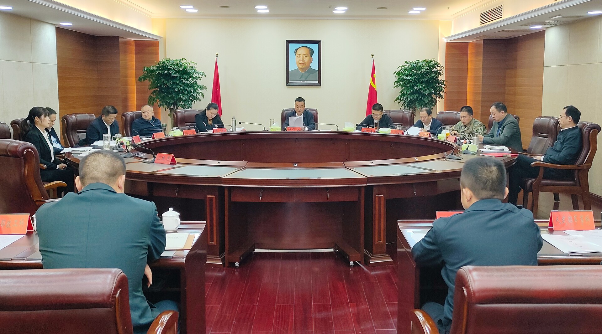 全市党管武装工作述职会议召开