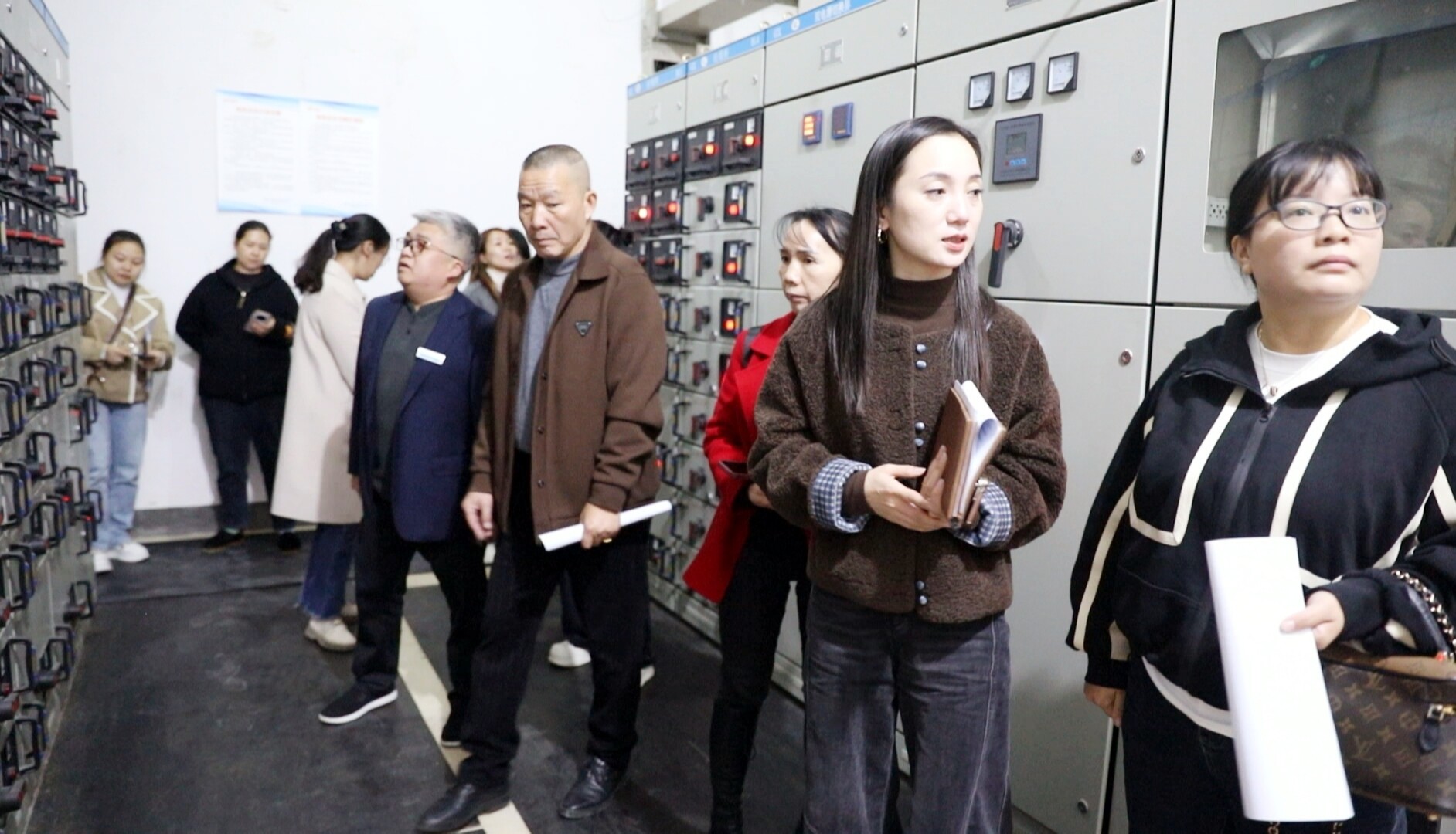 市住房保障服务中心：组织物业企业观摩培训  强化设备管理与安全能力