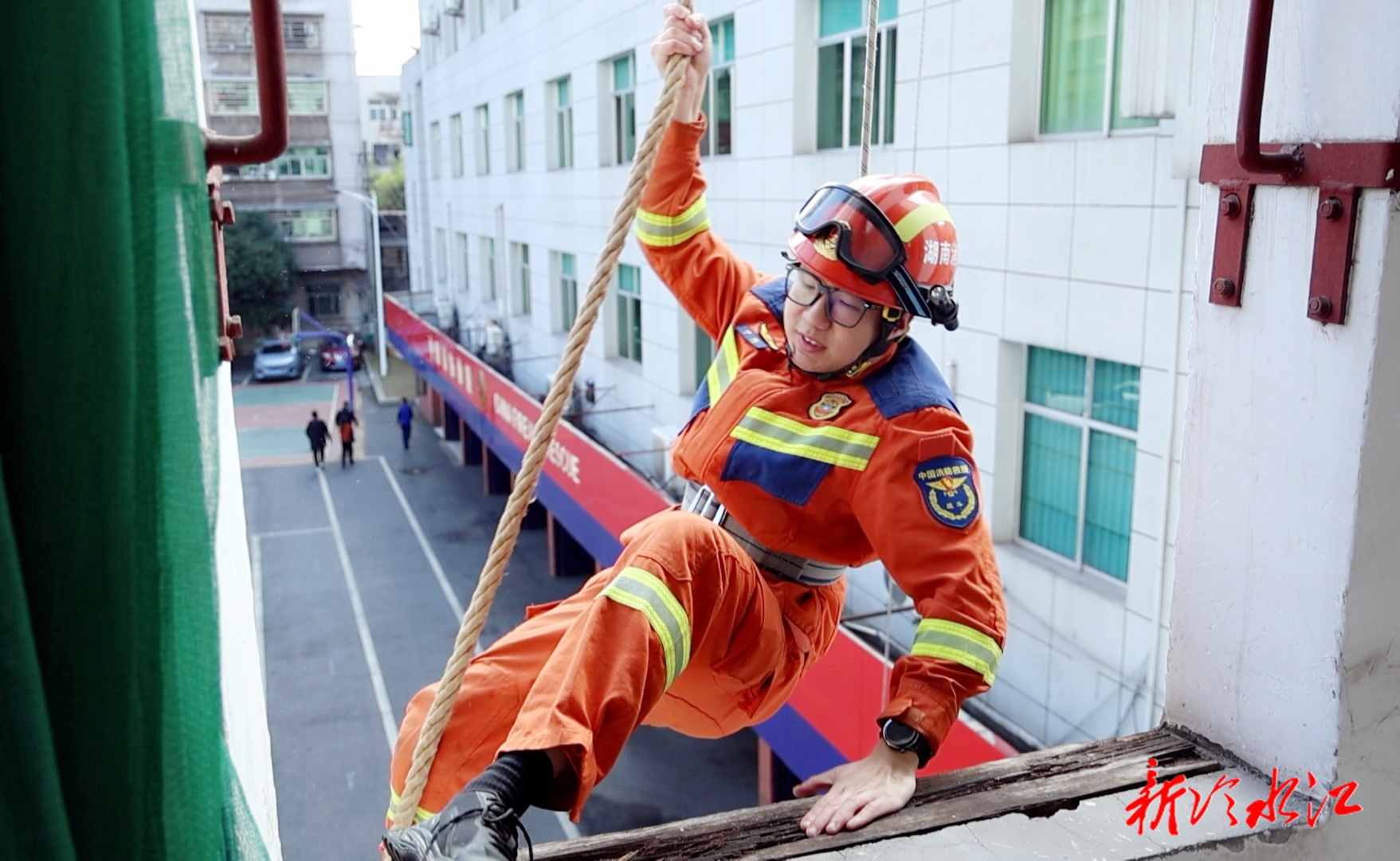 你好，蓝朋友（二）许旺：以忠诚担当书写青春答卷