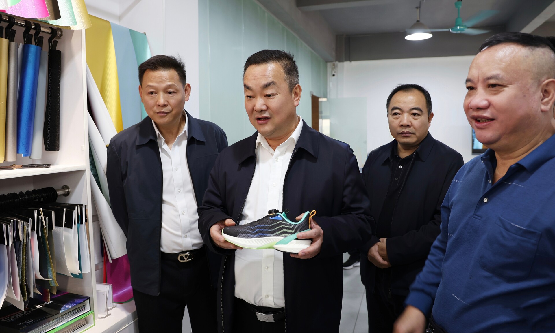 陈创业率队赴东莞开展精准招商活动  推动新材料产业补链强链