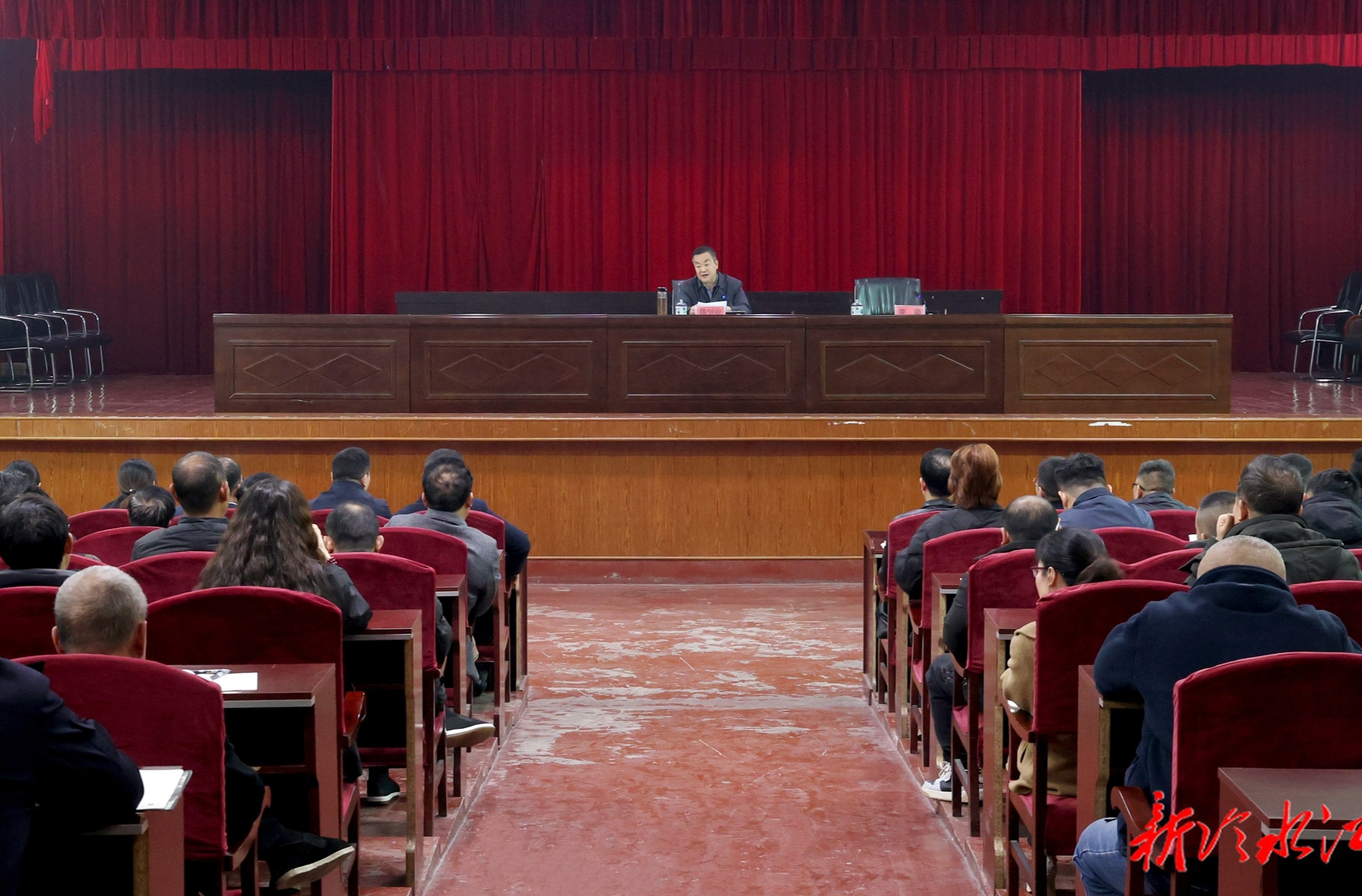 陈创业到禾青镇宣讲党的二十届四中全会精神