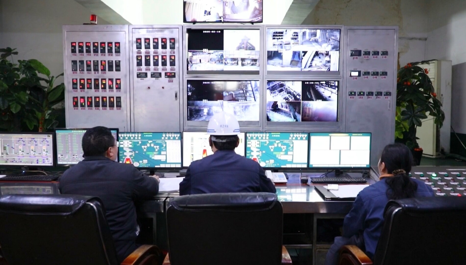 非凡“十四五”·锑都答卷（一）冷钢：跑出高质量发展“加速度”