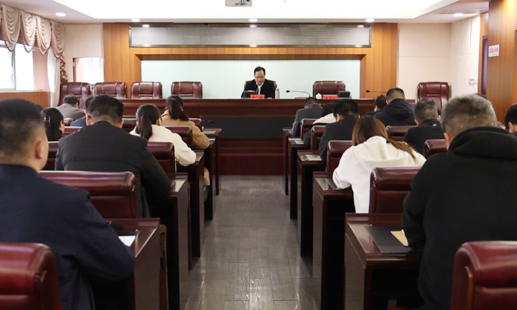 党的二十届四中全会精神在基层 李璐宣讲党的二十届四中全会精神