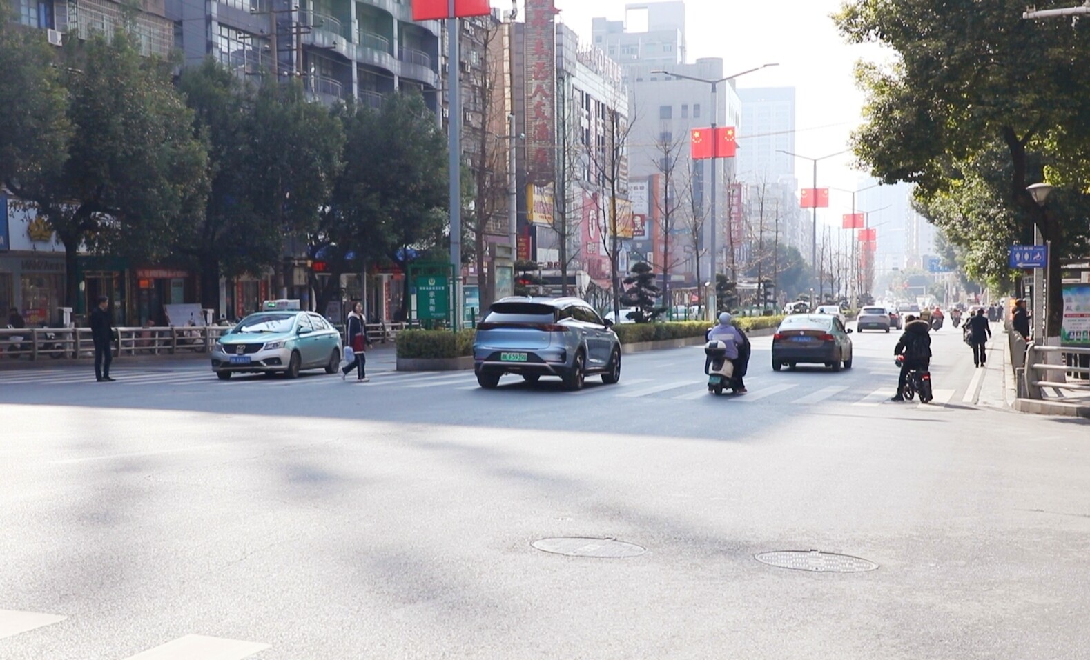 温馨提示 未来一周晴多雨少 昼夜温差大 市民要注意防寒防火