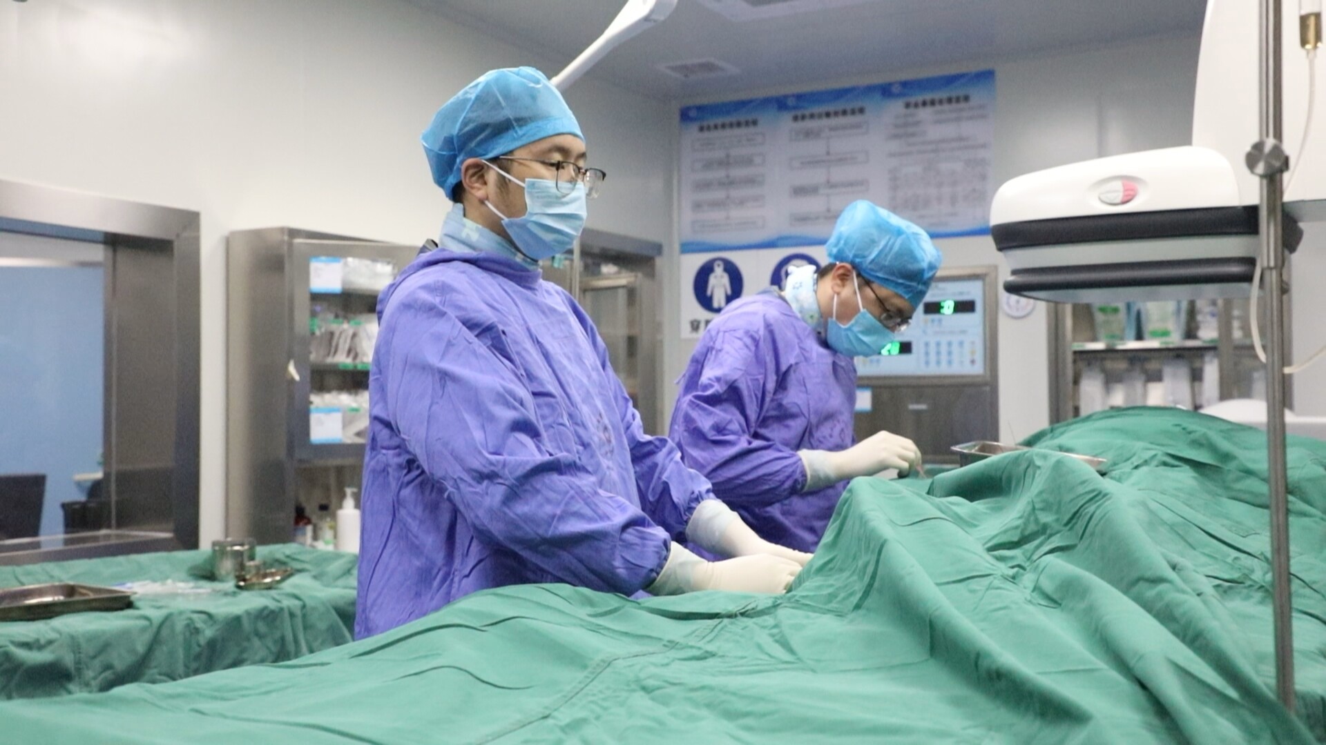 医疗技术新突破！市人民医院成功开展首例主动脉球囊反搏术