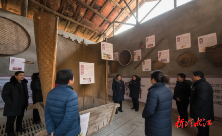 “爷爷的工具箱”唤起乡愁记忆——渣渡镇铁山村农具展吸引5000余人参与 创文化活动参与新高