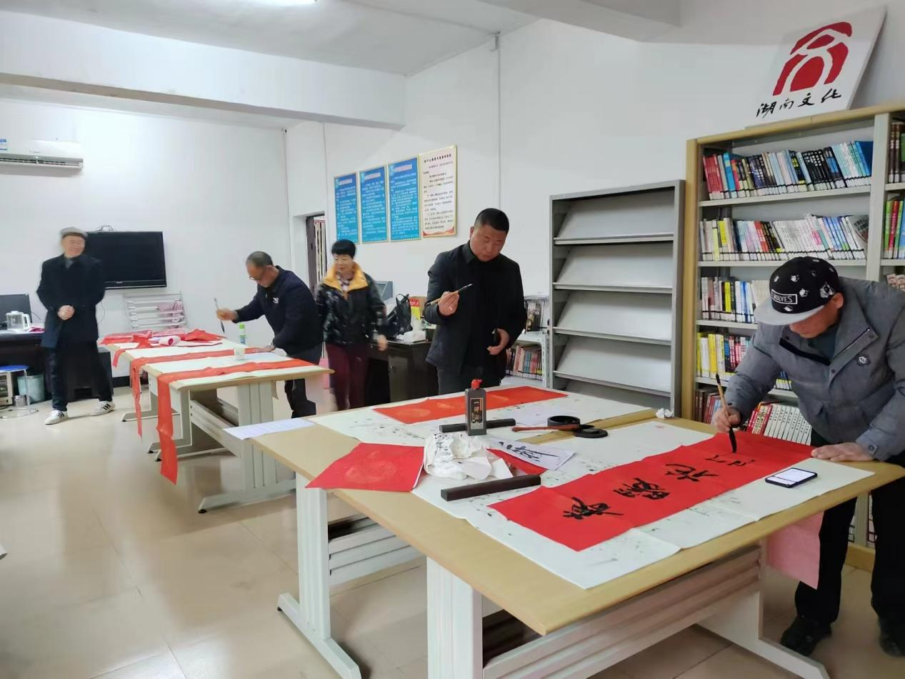 金竹山镇"墨香传韵·笔舞乡村”书法展圆满收官