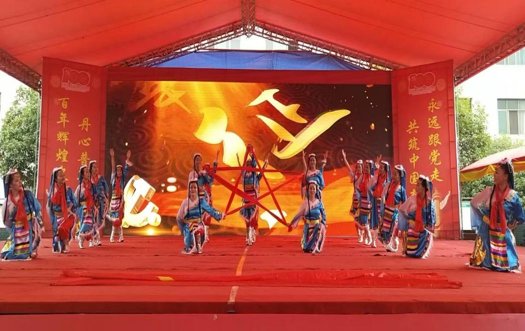 铎山镇举办庆“七一”文艺汇演 3600名群众共颂党恩