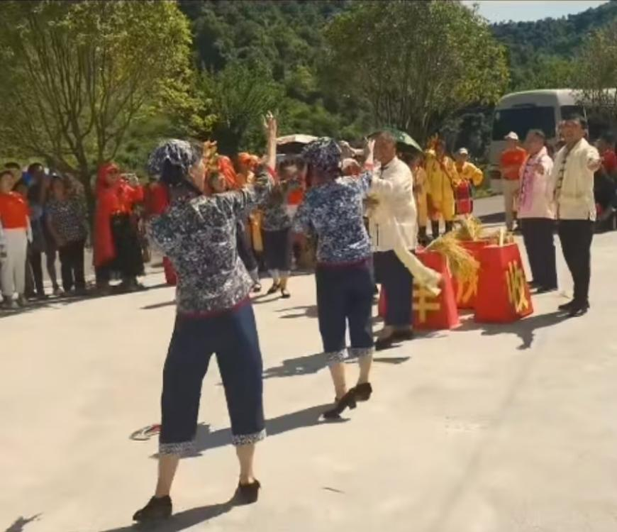 金竹山镇"金秋丰收“系列文化活动圆满落幕