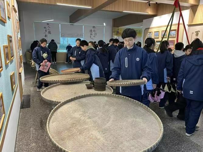 稻花香里说丰年——禾青镇农耕文化与乡村振兴成果