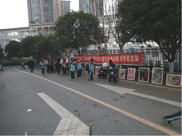 冷水江市首届梅山傩戏非物质文化遗产美术获奖作品巡回展览