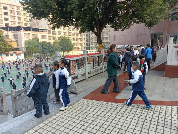 冷水江市首届梅山傩戏非物质文化遗产美术获奖作品巡回展览