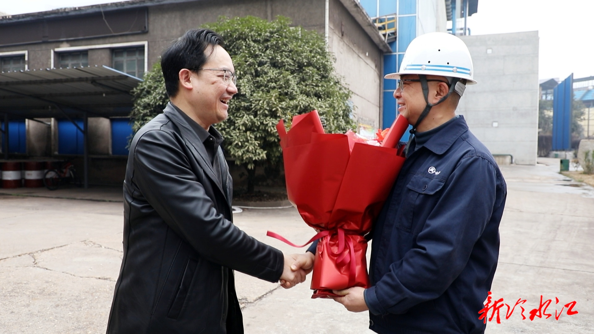 新春走基层 | 市领导走访慰问高层次人才