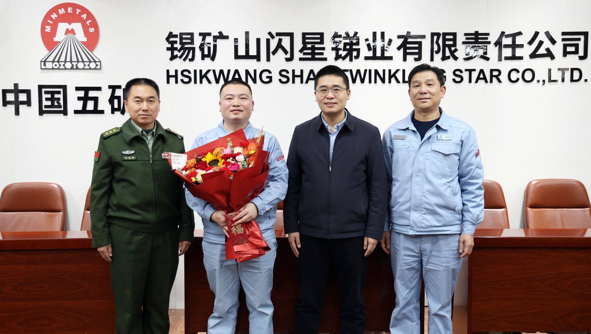 新春走基层丨唐正走访慰问专家学者、困难党员群众和优抚对象