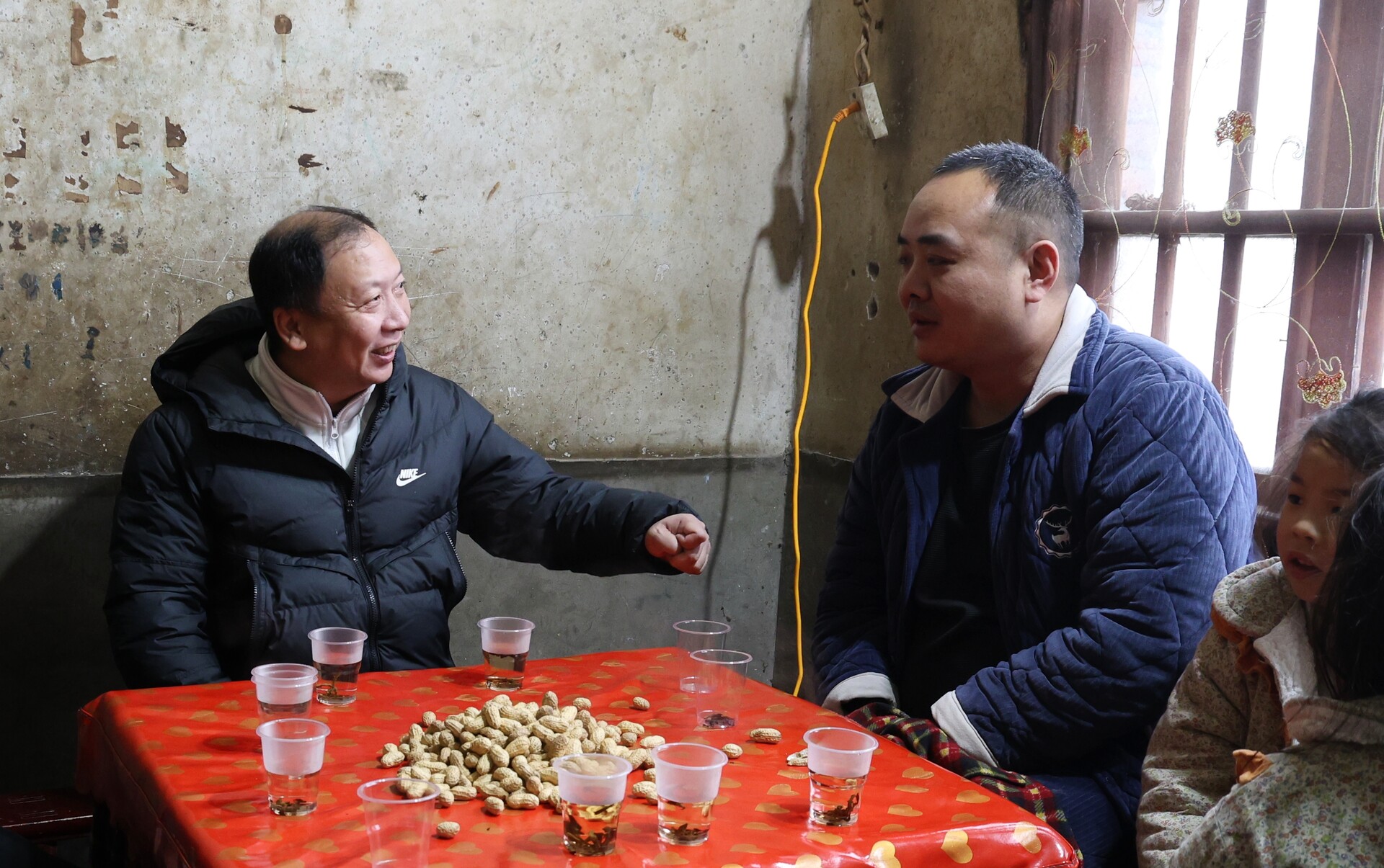 新春走基层·情暖锑都 | 孙纬辉到铎山镇走访慰问