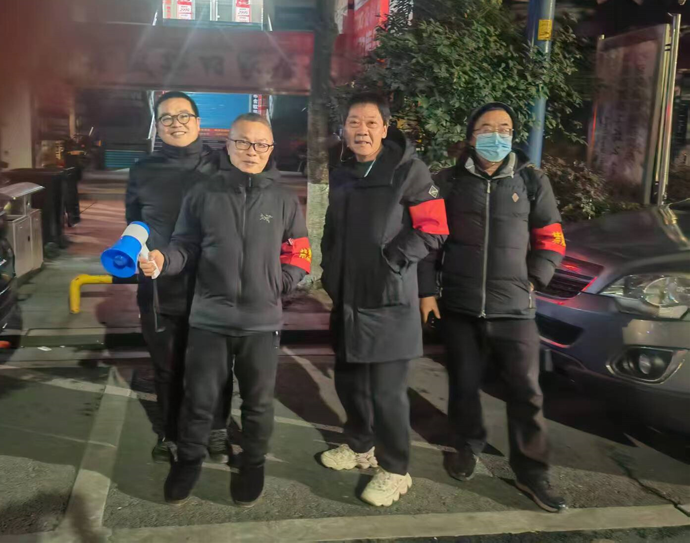 冷水江：万家灯火团圆时 财政人寒夜守安宁