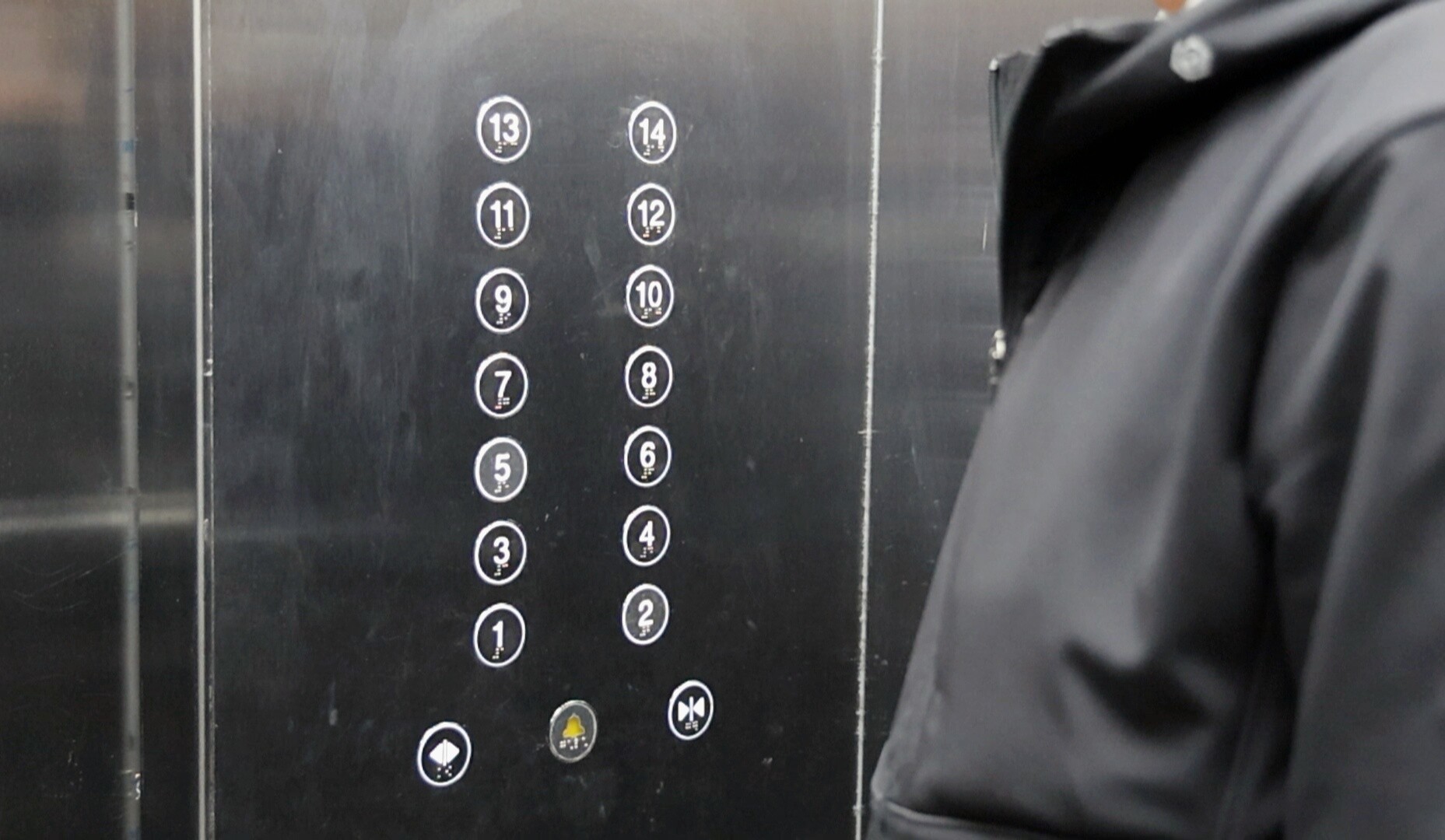 我为群众办实事 | 老旧小区电梯更新改造  让幸福“一键直达”