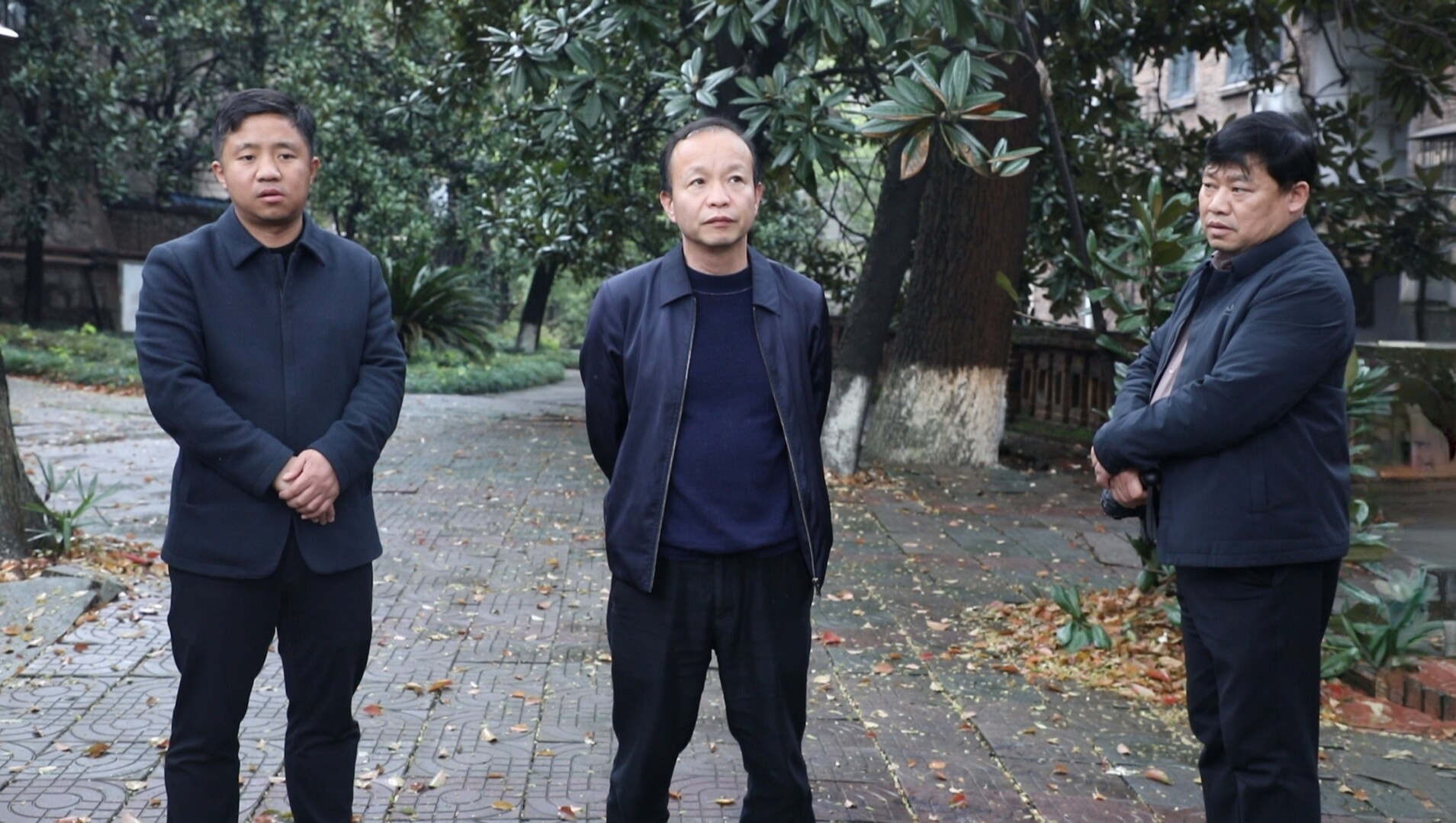 市领导调研老旧小区重大安全隐患排查整治工作