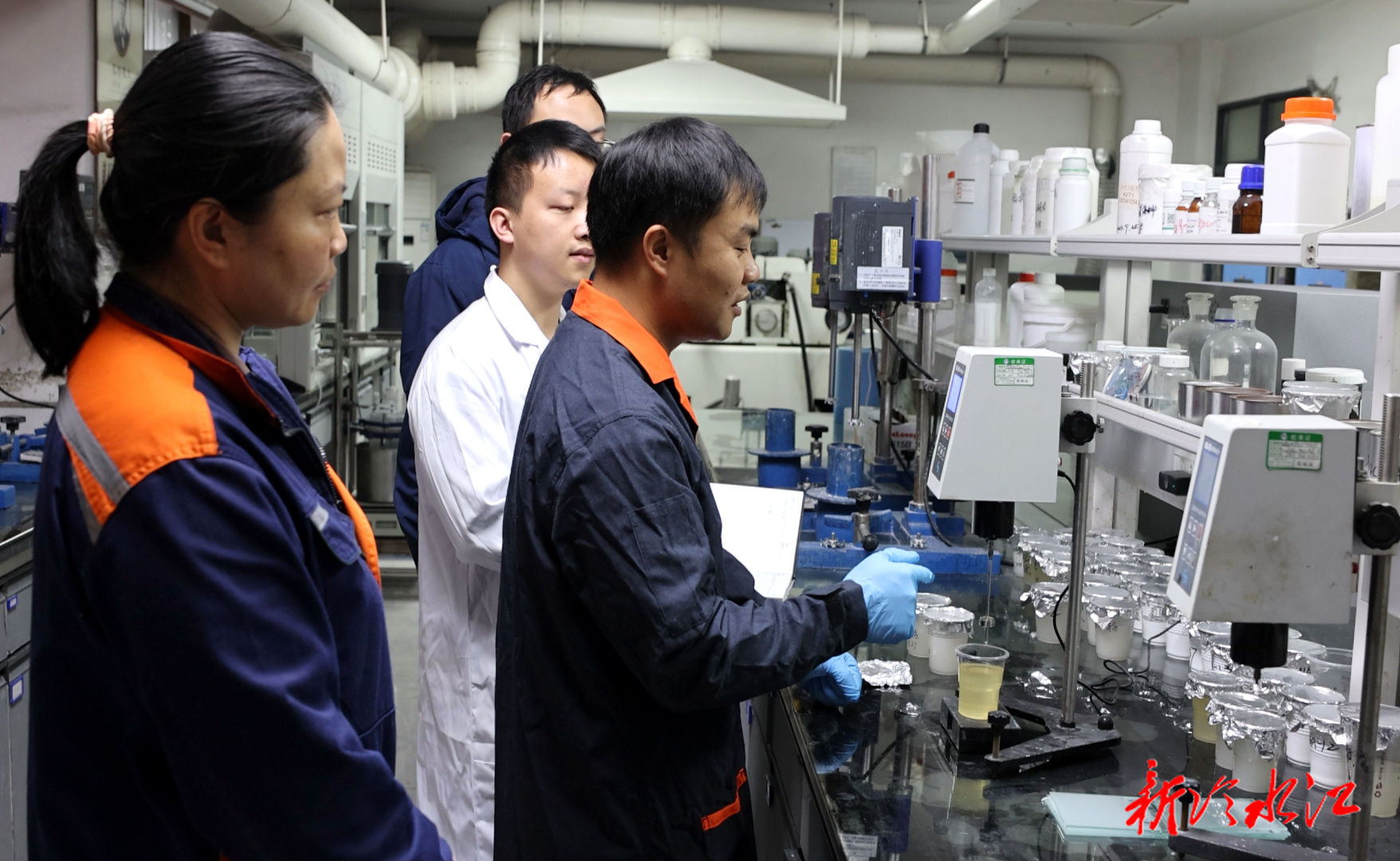 代表委员回基层 | 黄水波：把关键核心技术牢牢掌握在自己手里