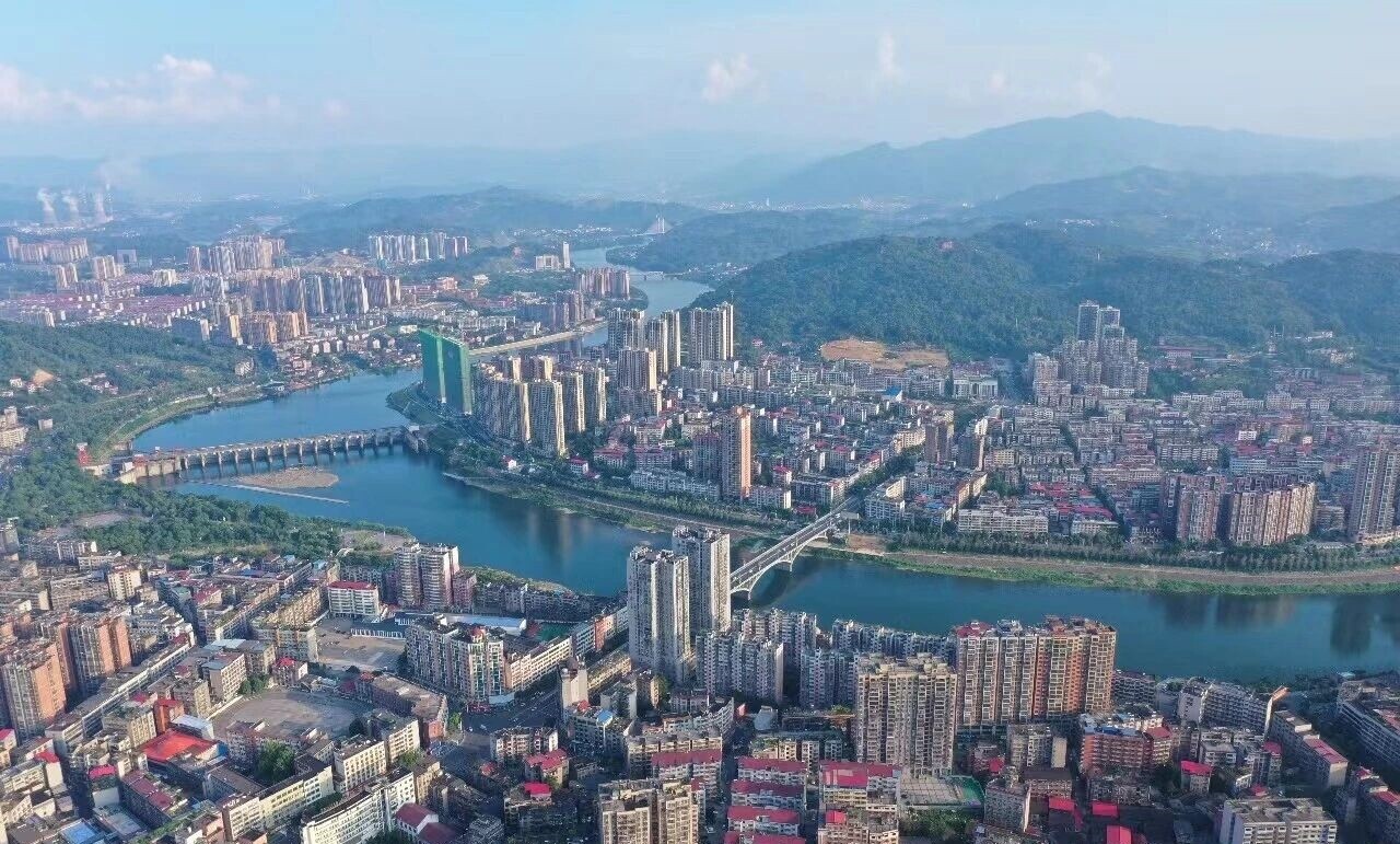 【红日岭观潮㉛】冷水江：“四稳”暖街巷 晴空护小微