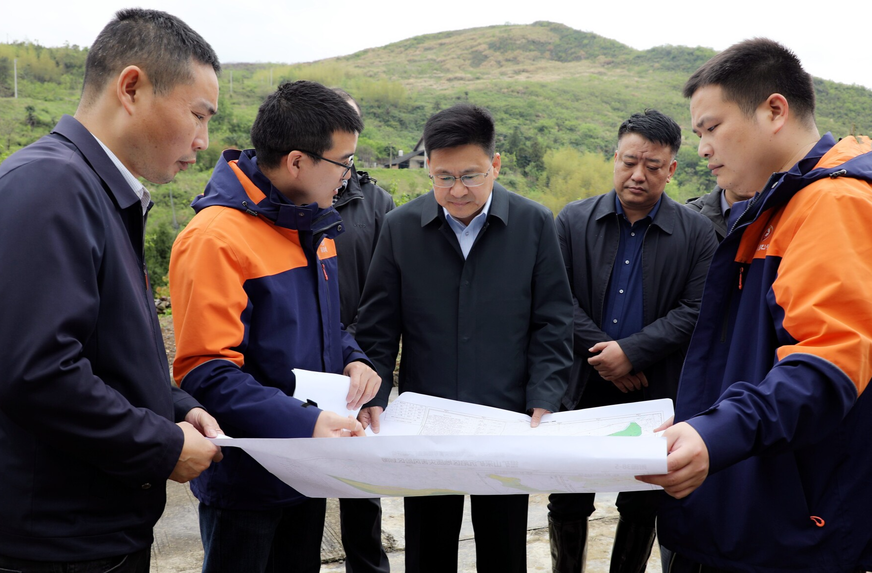 依法履行监督职责 筑牢民生安居防线丨李定桥来冷调研采矿沉陷区综合治理情况