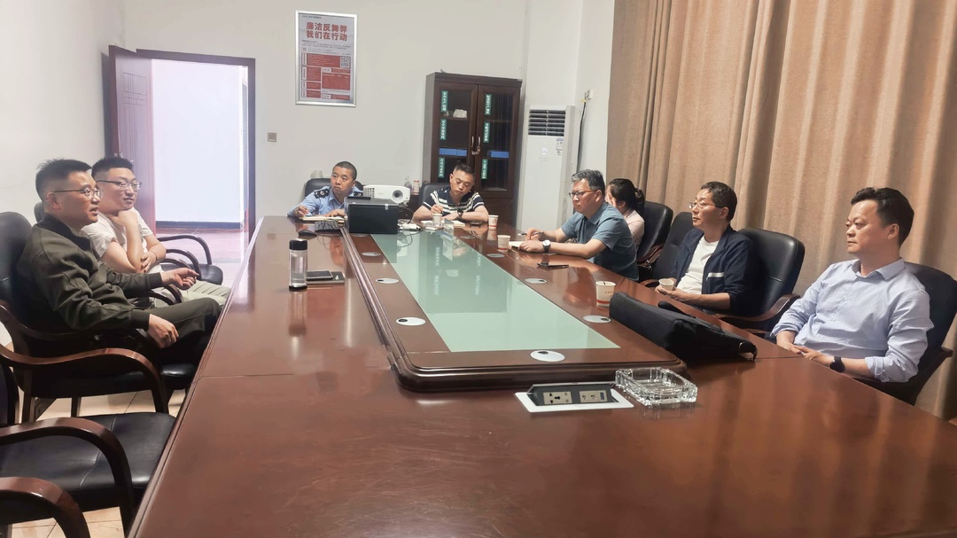 冷水江税务：“千人帮千企”精准纾困 为新材料企业注入“强心剂”