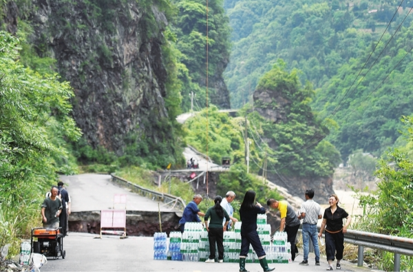 山川险阻，挡不住爱心潮涌——社会各界驰援石门抗洪救灾纪实